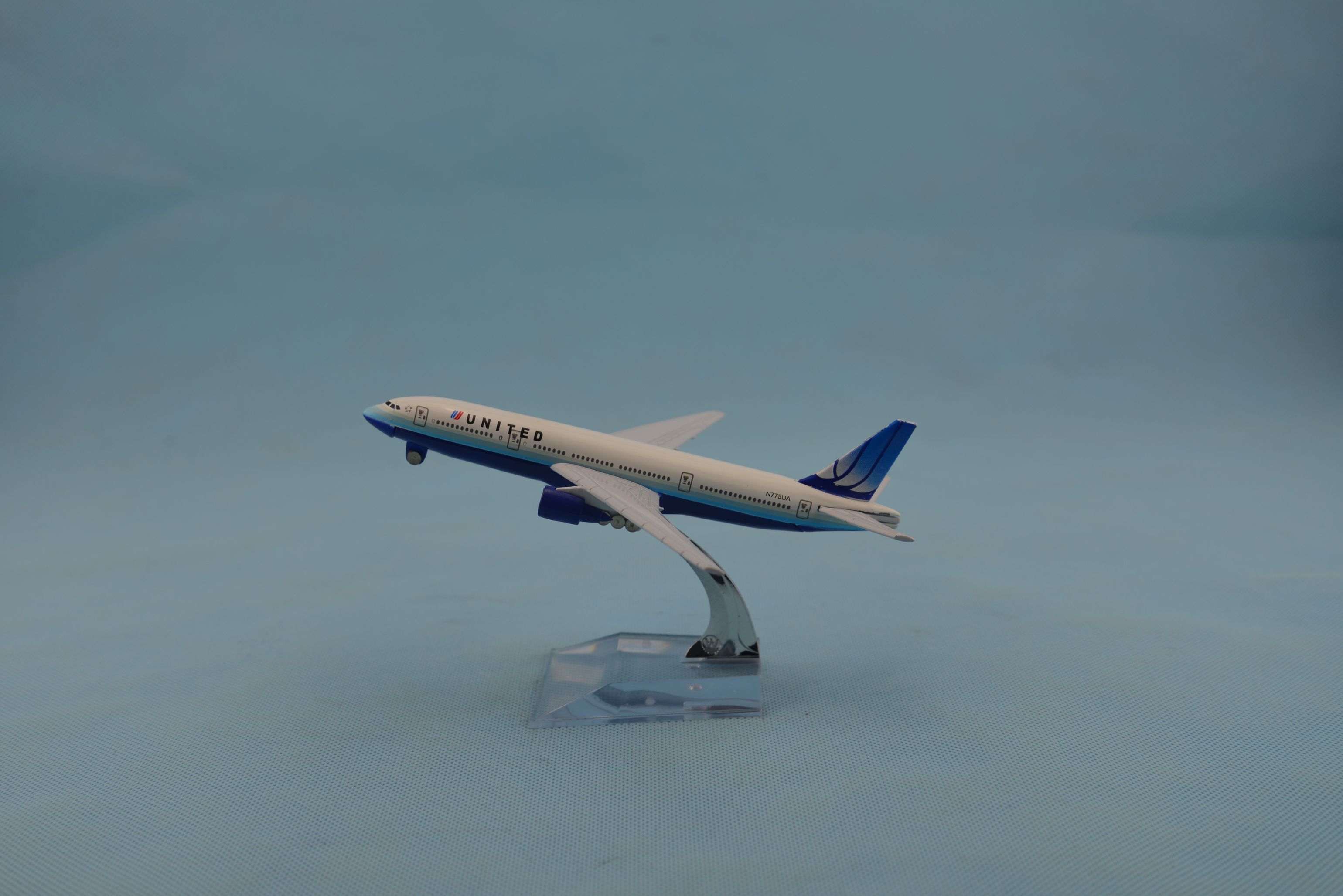 金属飞机模型（美国联合航空B777）飞机模型  合金飞机模型