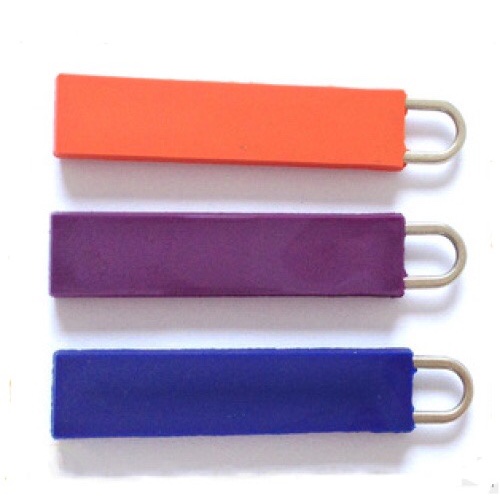 PVC environment-friendly injection molding clothing bag with z bullet head string zipper head and tail puller 1