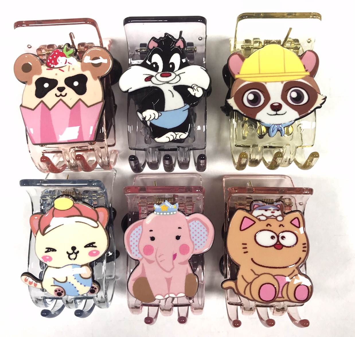 Cartoon pattern with 5 claws thumbnail
