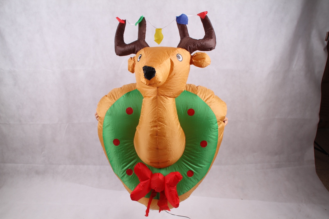Factory direct sales of Christmas inflatable deer head pendants Specification image