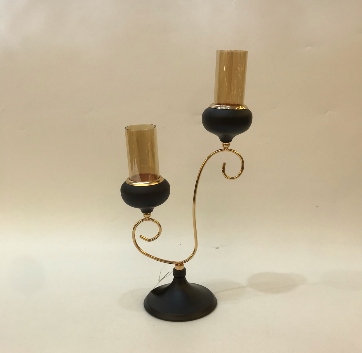 Black-headed candlestick