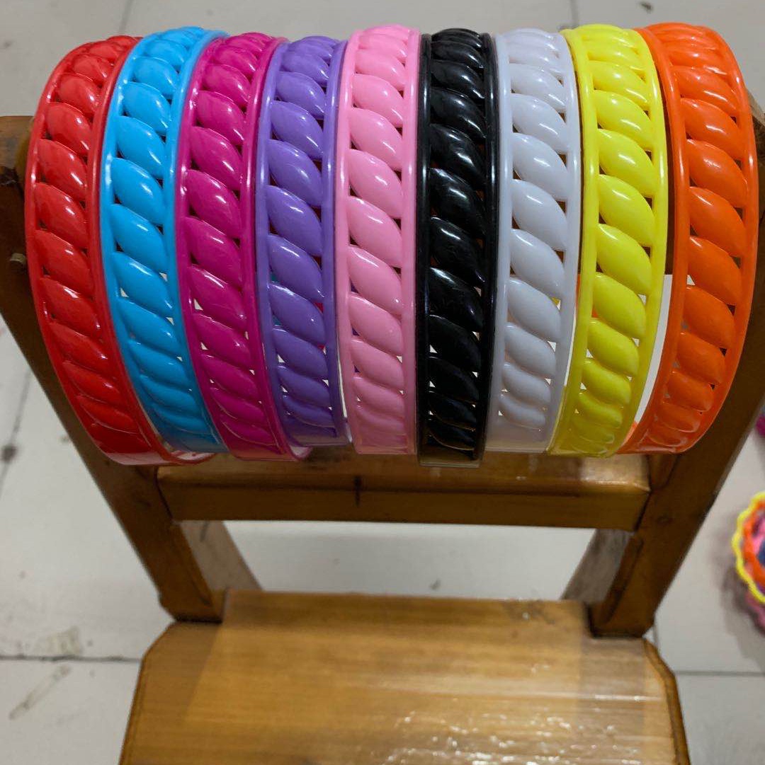 Good accessories 3569 booth Internet celebrity hot Korean version olive solid color buckle children's hair grotto, sweet and cute style, pressure hair can not drop broken hair candy color children's hair grotto thumbnail
