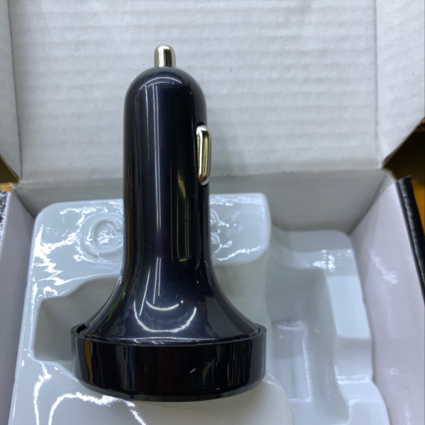 车载蓝牙/车载充电器细节图