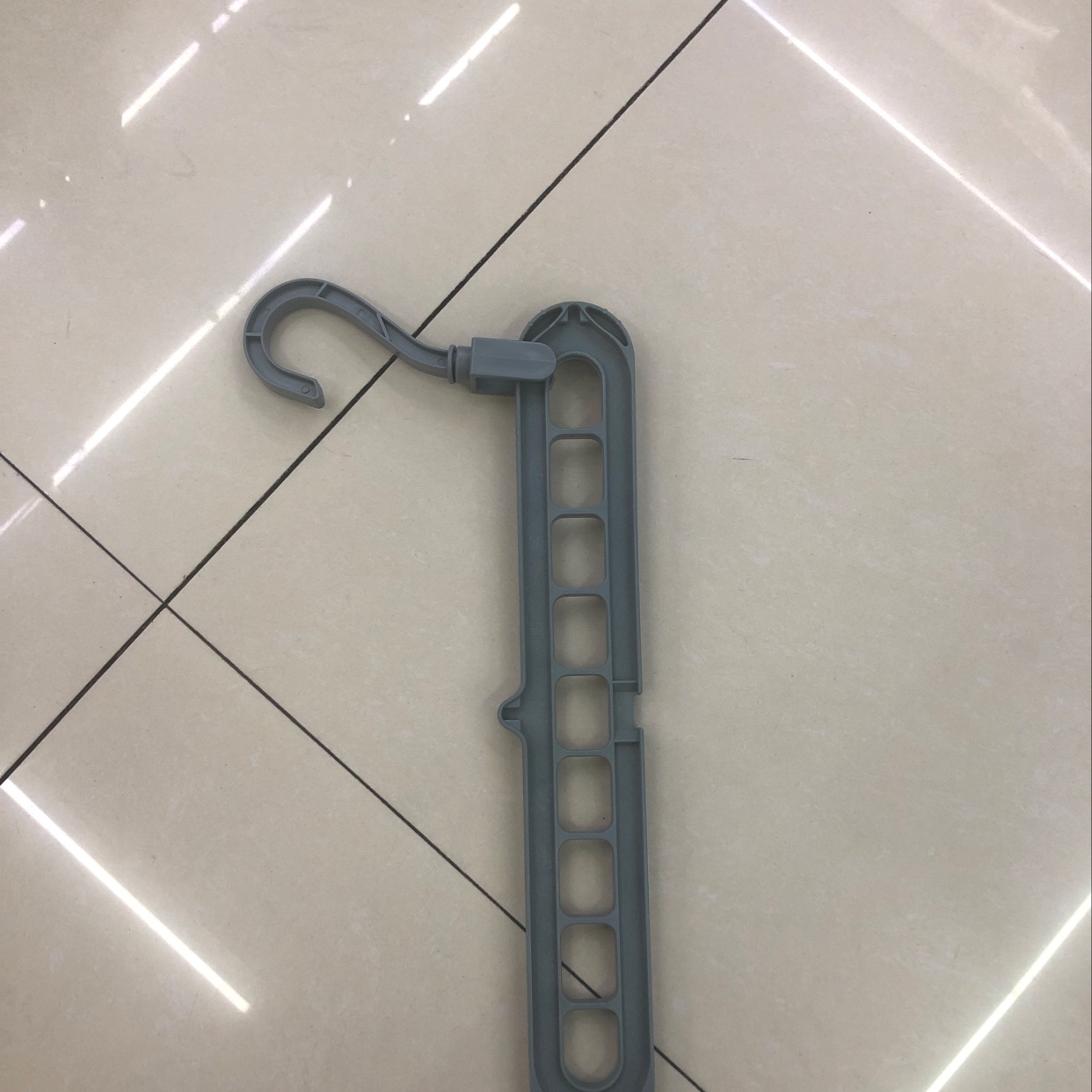 九孔塑料爆款衣架外贸衣架图