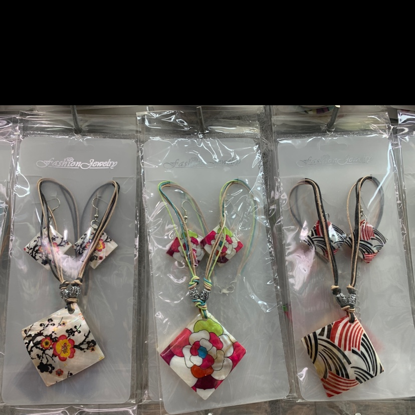 Shell square necklace earrings thumbnail