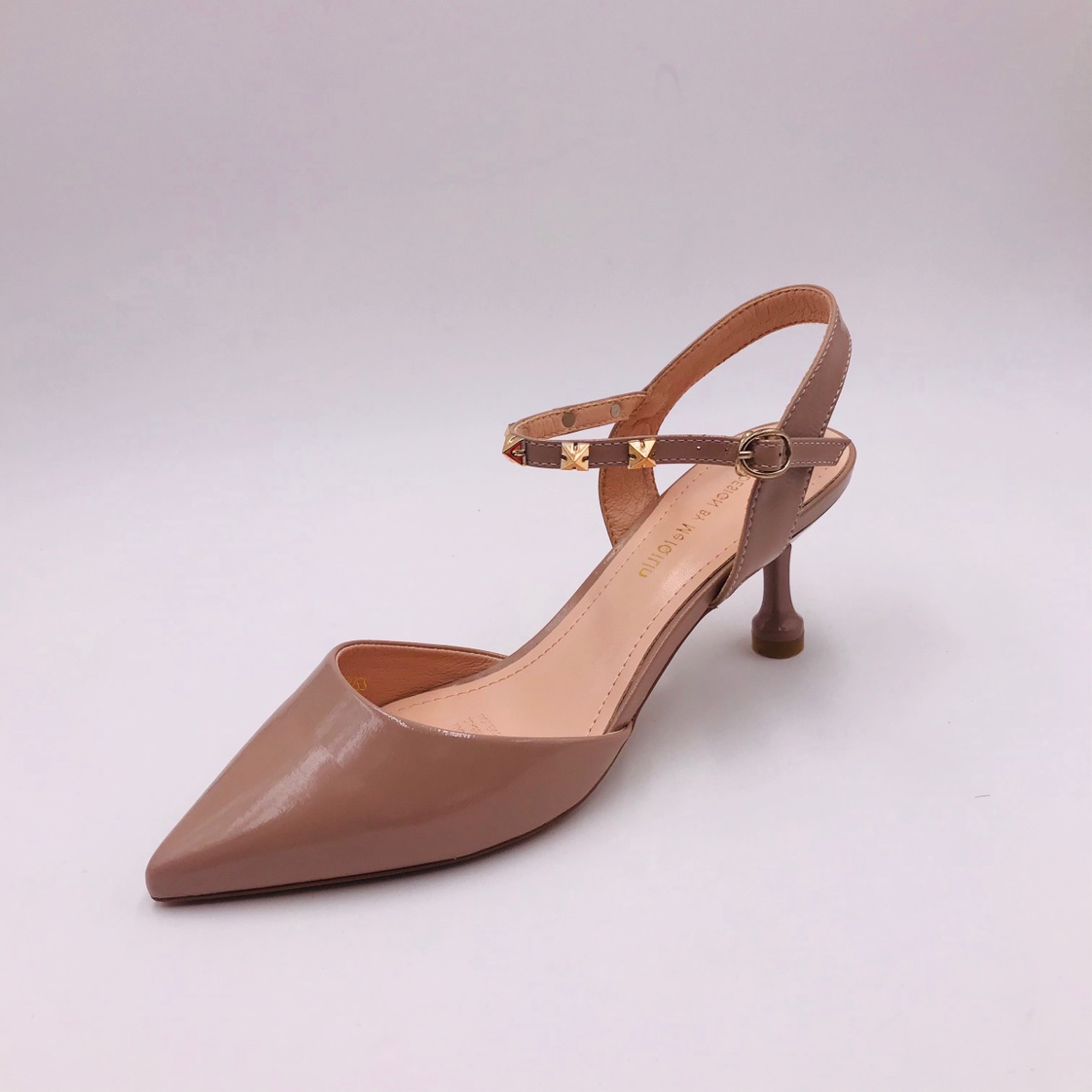 Women's patent leather rivet one-shoulder buckle fashionable flip-flops details Picture