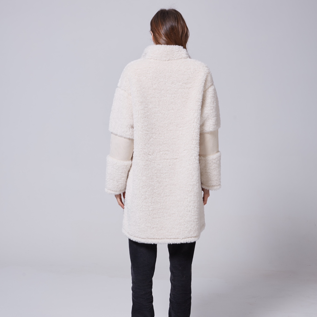 In 2020, The New Korean Version Of The Trend Of Women's Clothing Simulation Fur One Long Coat Specification drawing