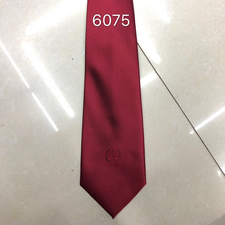 Mark the tie 5 details Picture
