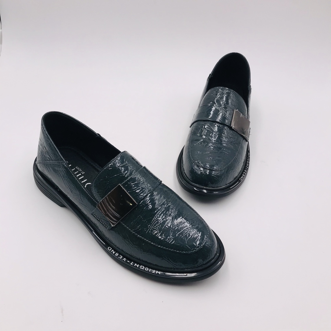 Women's cowhide flat, comfortable, casual and versatile single shoes Specification image