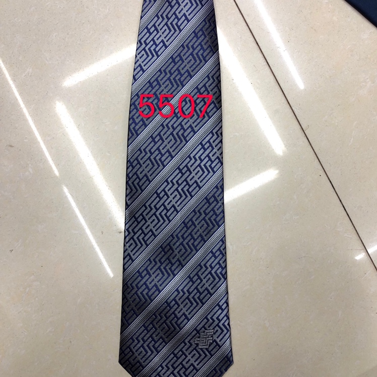 Mark Tie 10 details Picture