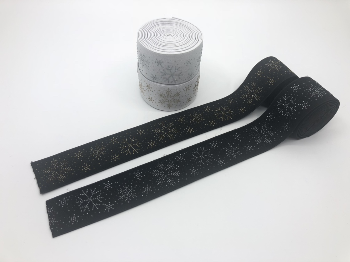 Elastic printed snowflake pattern