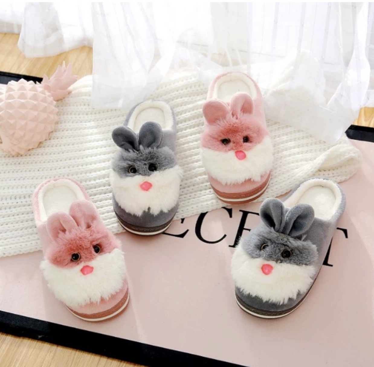 New autumn and winter warm cotton slippers, cartoon couple home cotton slippers, rabbit fur indoor plush moon cotton slippers for women details Picture
