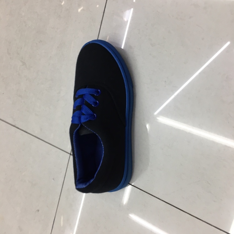 Small cloth shoes 1 details Picture