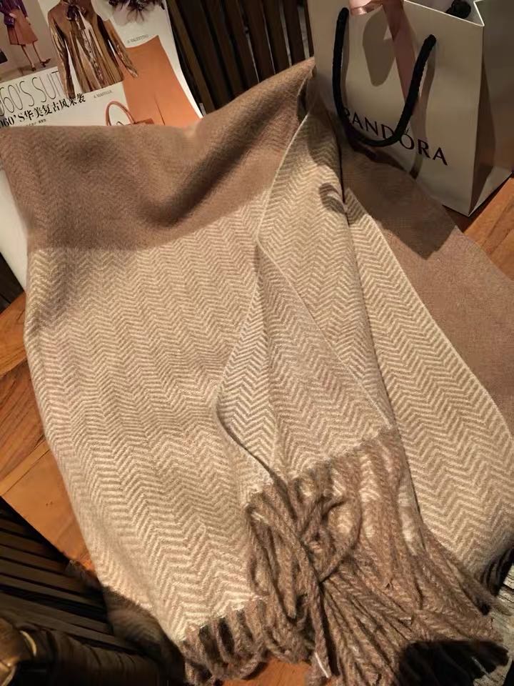 学院风涤纶长款