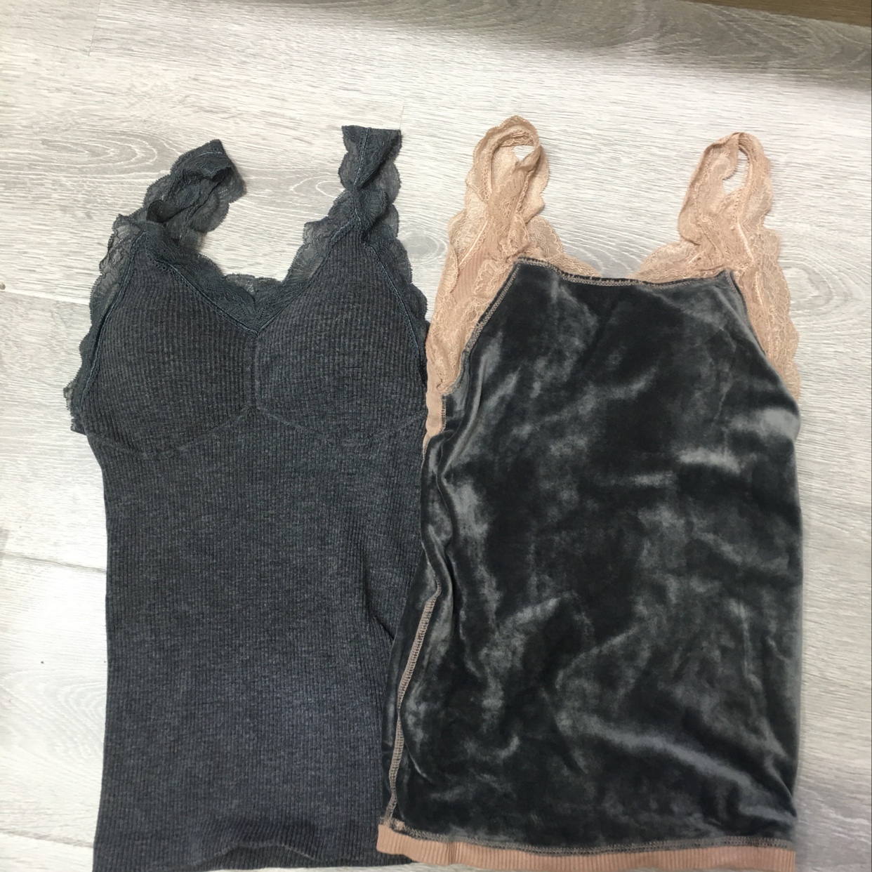 秋冬新款中长款小熊加绒加厚保暖背心3个色均码细节图