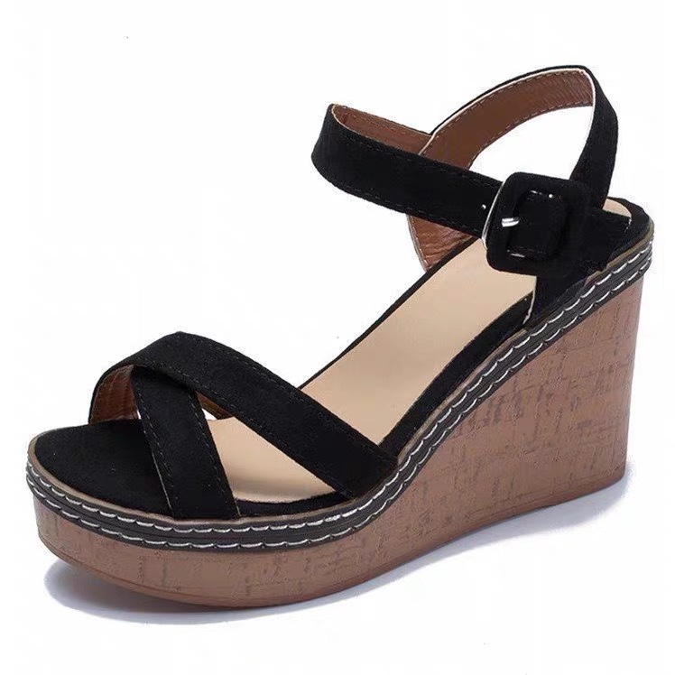Victory Shoes Women's cross-strap breathable sponge sandals