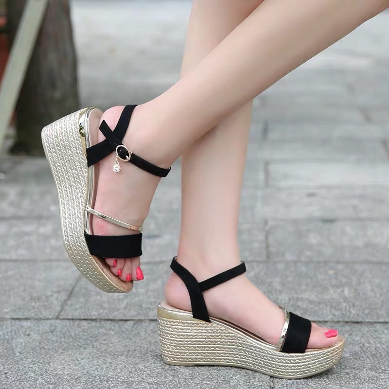 Victory Shoes Women's metal-patterned wedge heel sandals Specification image