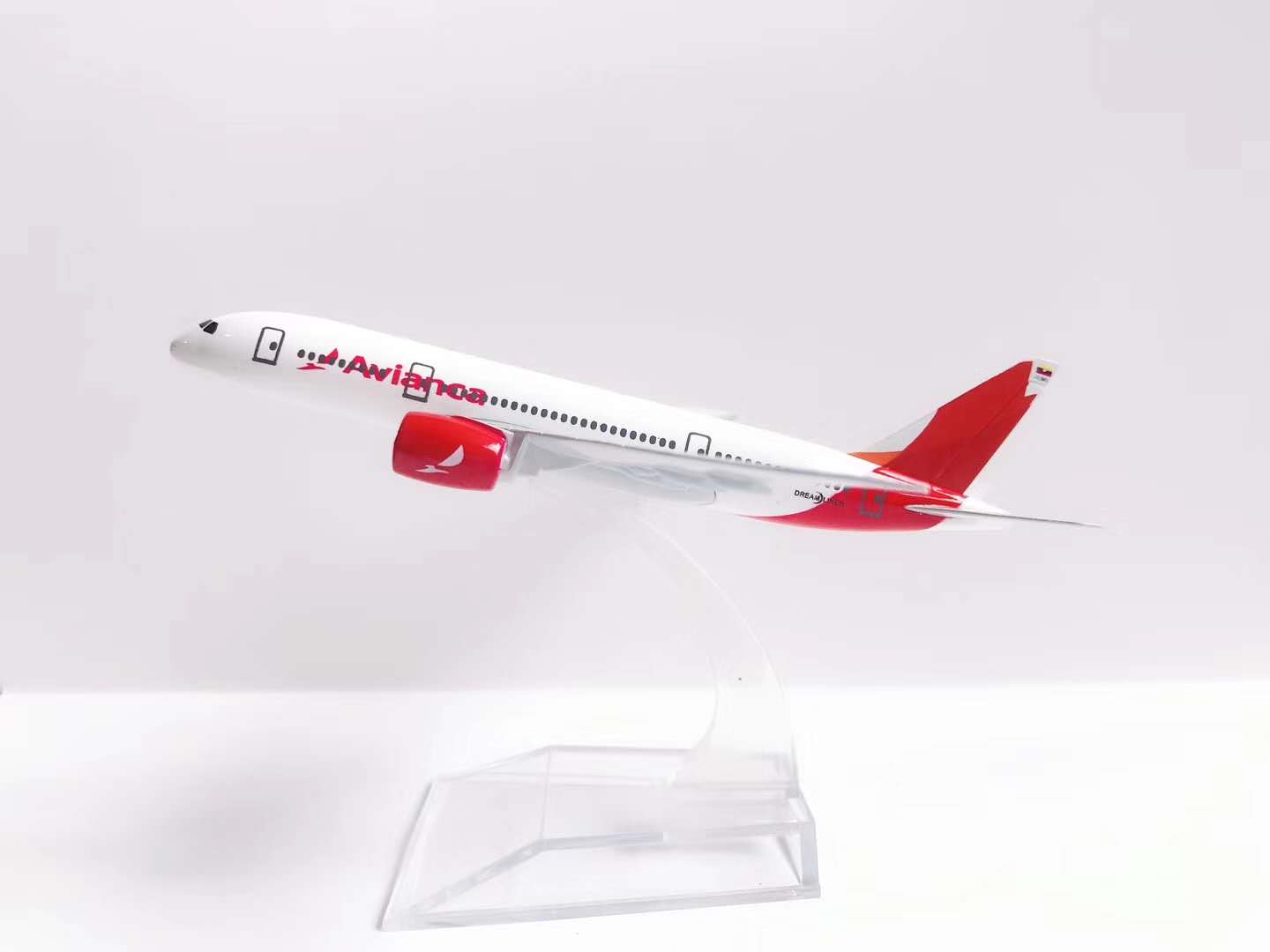 Metal aircraft model (Columbia White Airways B787) aircraft model alloy aircraft model