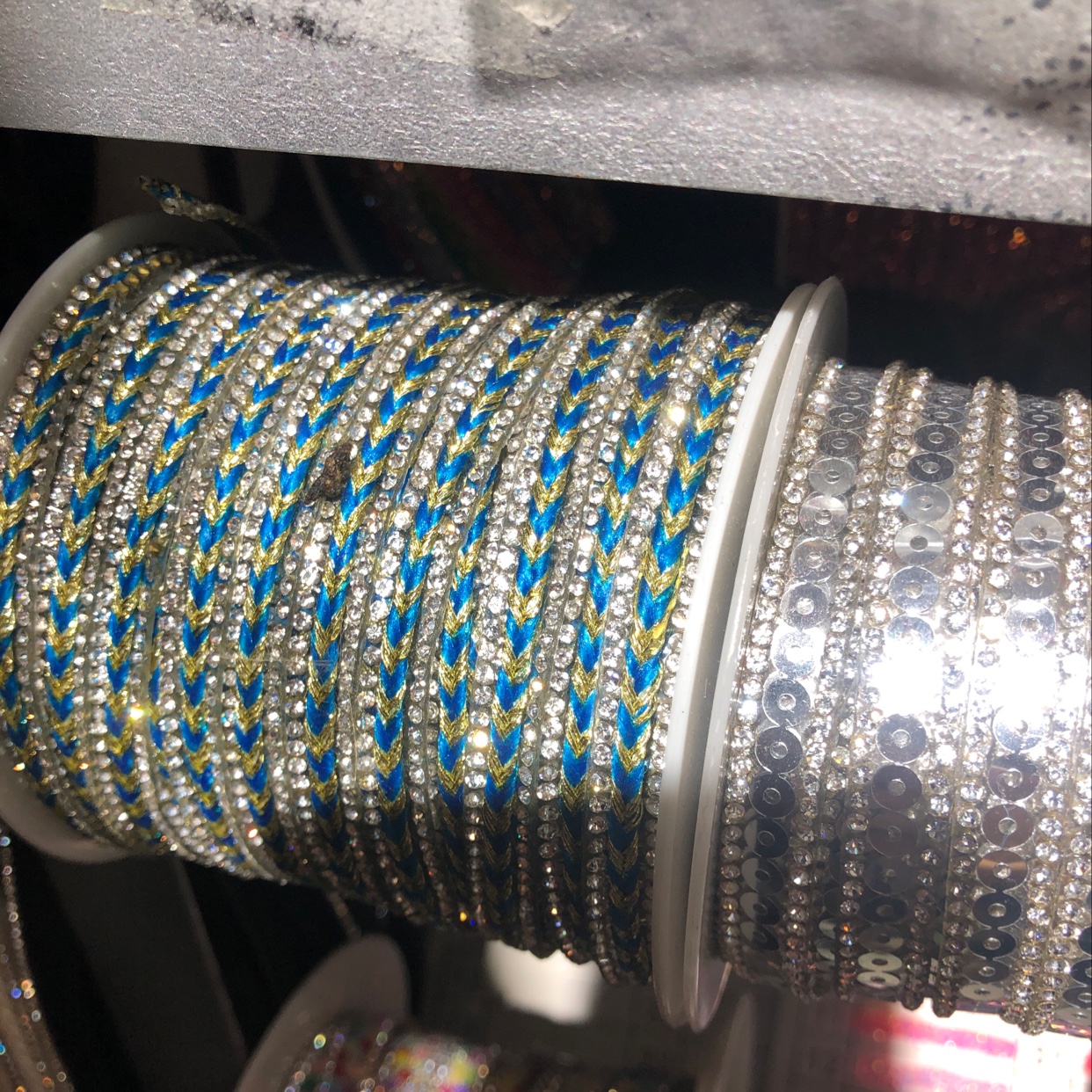 金银带加钻细节图