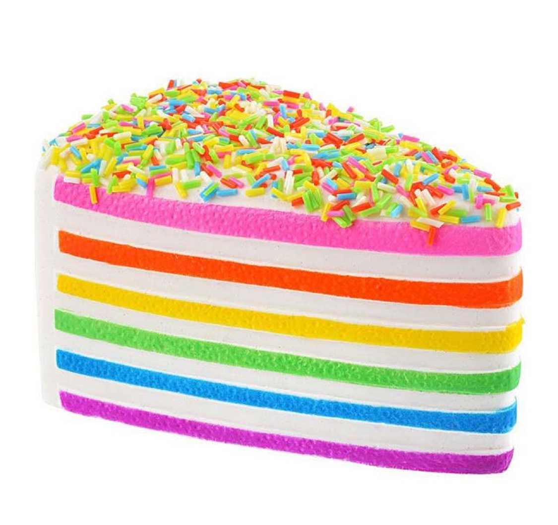 Large pine triangle cake thumbnail