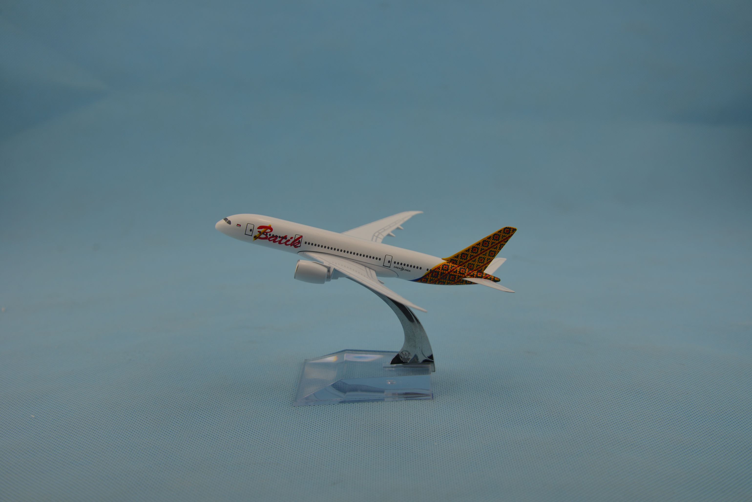 Metal aircraft model (Batik Airlines B787 Indonesia) aircraft model alloy aircraft model