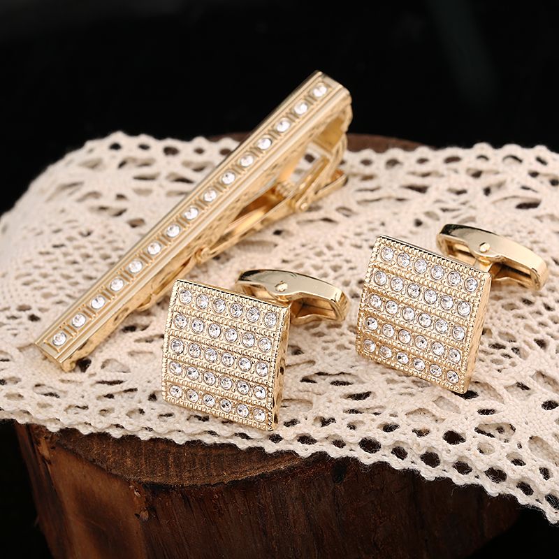 Three-piece zinc alloy gold-plated three-piece jewelry set with cufflinks and tie clips pic 1