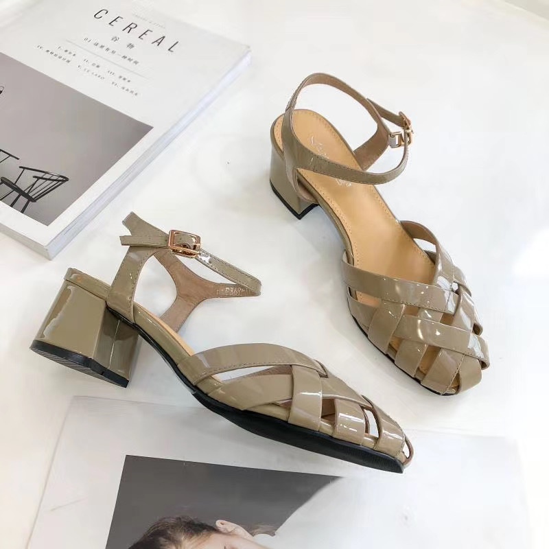 Sandal