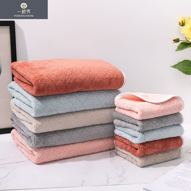 Yiwu quality products: Crystal Love Towels, Coral fleece bath towels, quick-drying bath towels, Absorbent towels, 950 details Picture
