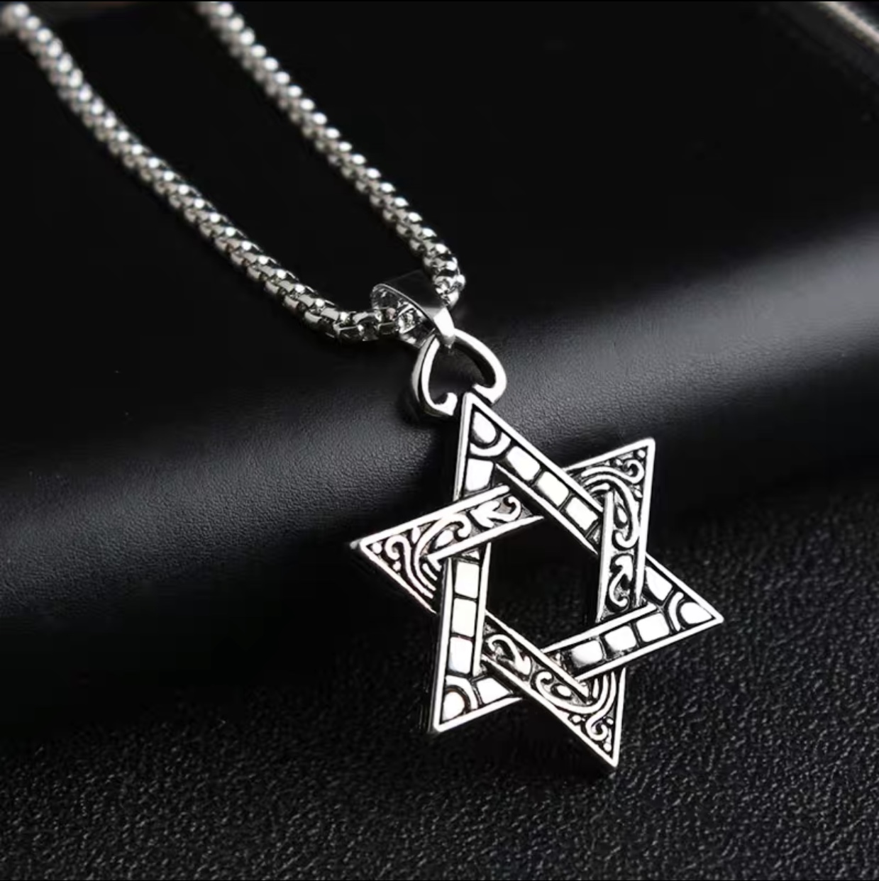 Stainless steel necklace