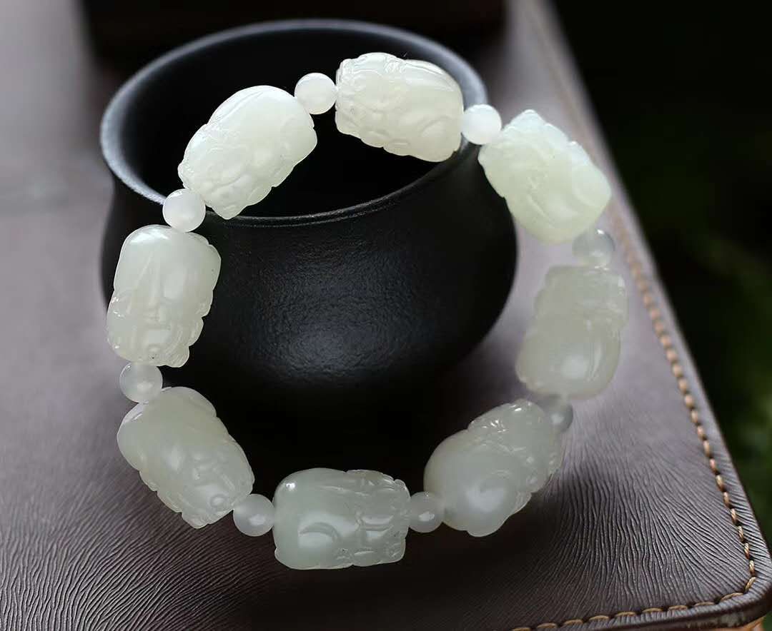 天然和田玉羊脂玉手链细节图