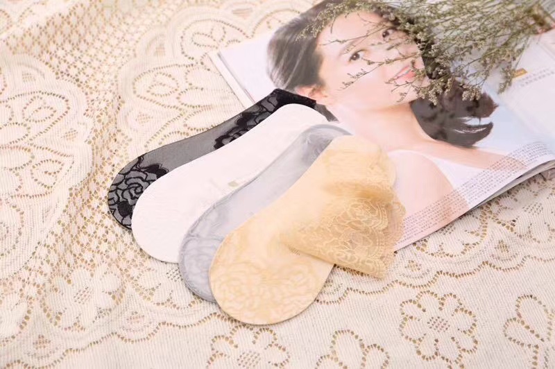 Grey ship socks thumbnail