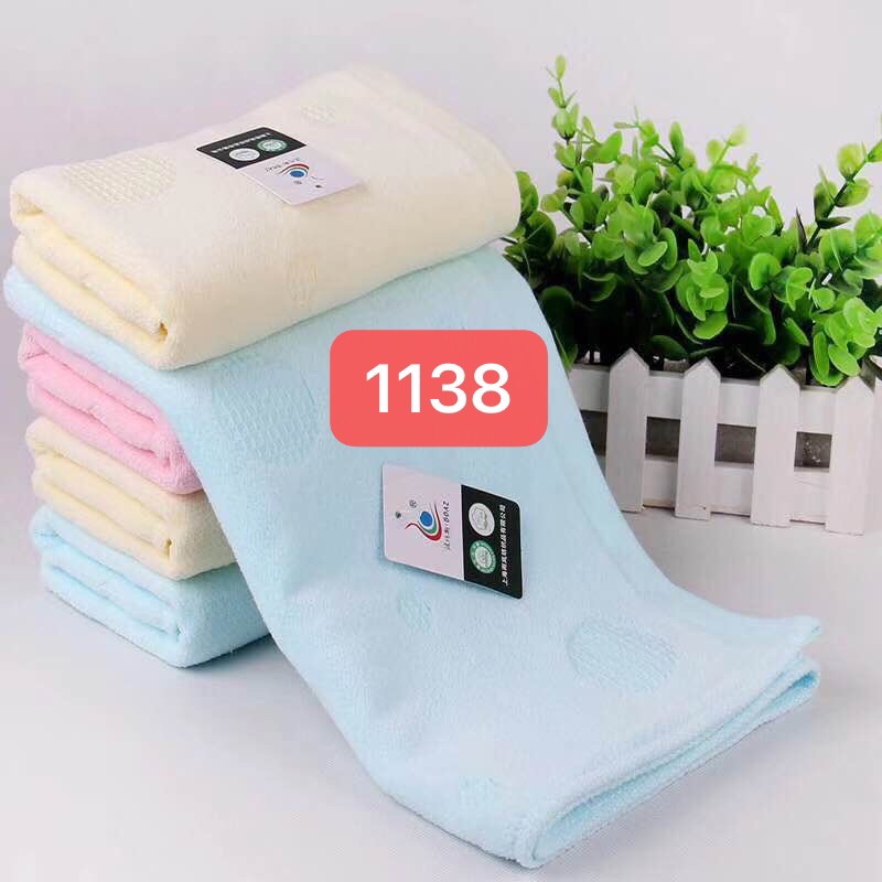 1138