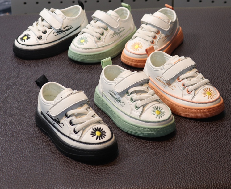 Baby Shoes details Picture