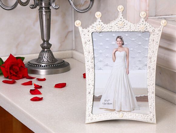 定做相框  相框厂家  滴油相框  小马 金属相框 蝴蝶相框详情图4