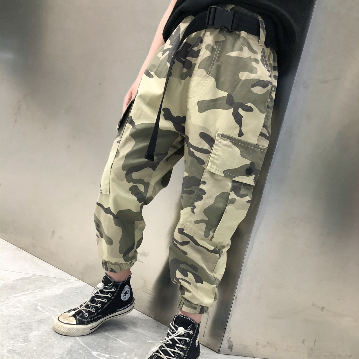 Summer camouflage nine - minute trousers with thin material thumbnail