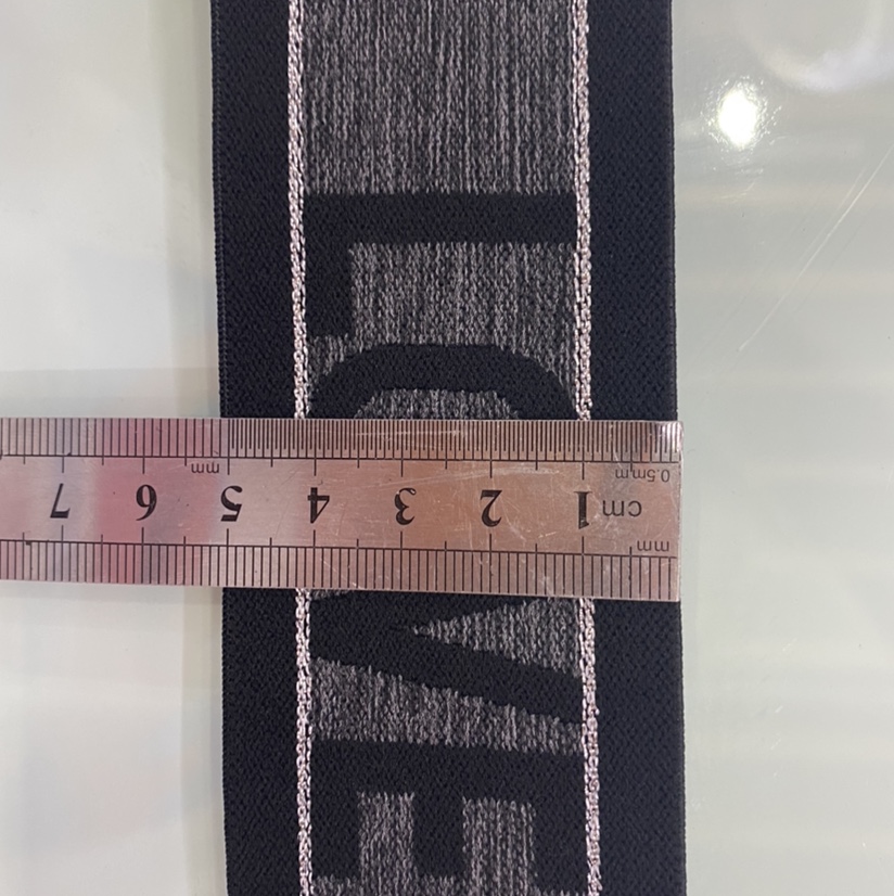 新品4CM宽/柔软贴肤圆点细节图
