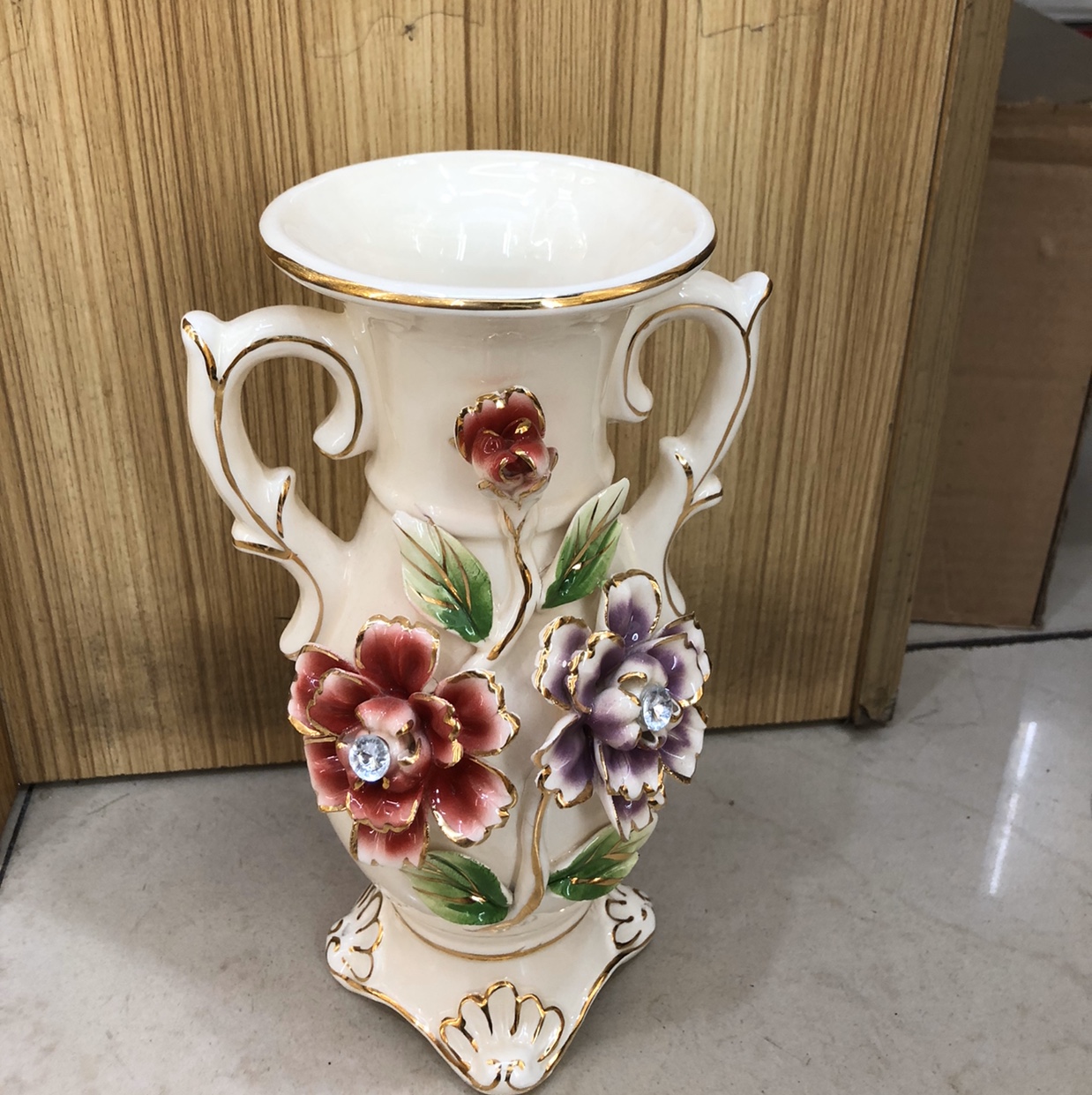 Two small vases of high-grade flowers thumbnail