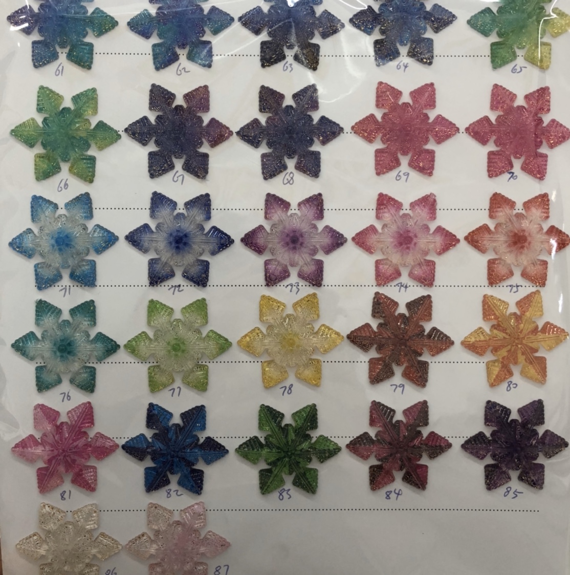 Three-Dimensional Snowflake ❄️42Mm Application Scenario