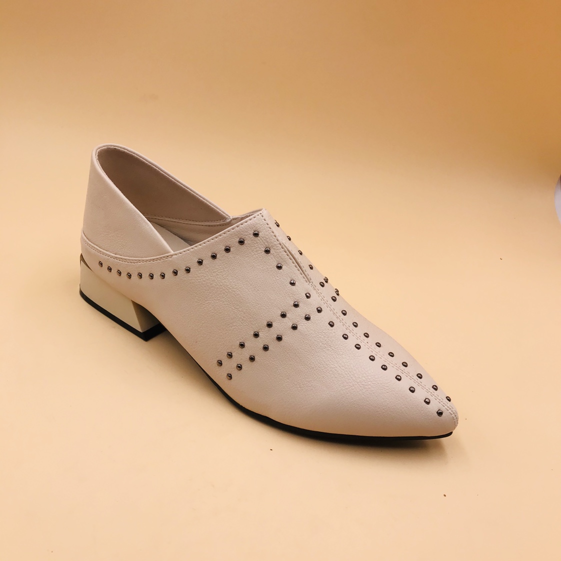 Victory Shoes Women's fine stitch British-style single shoes Application Scenario