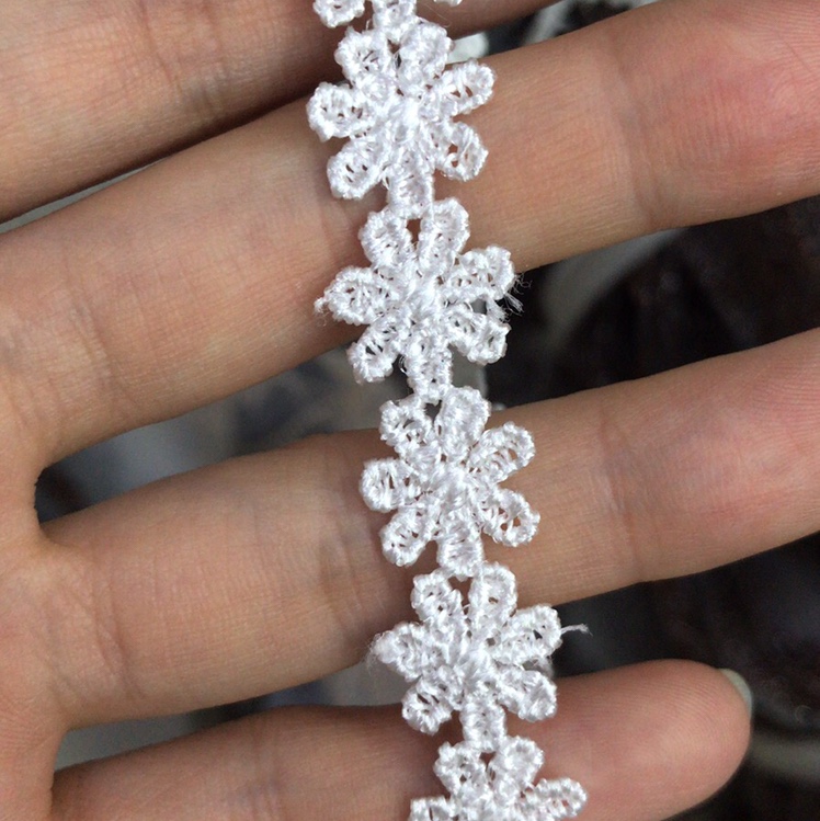 Fresh and clean white lace lace lace craft jewelry