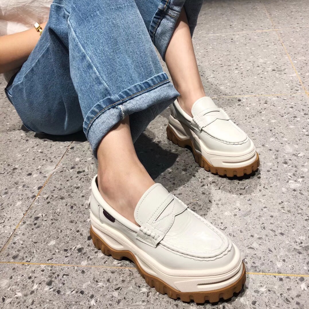 Platform shoes