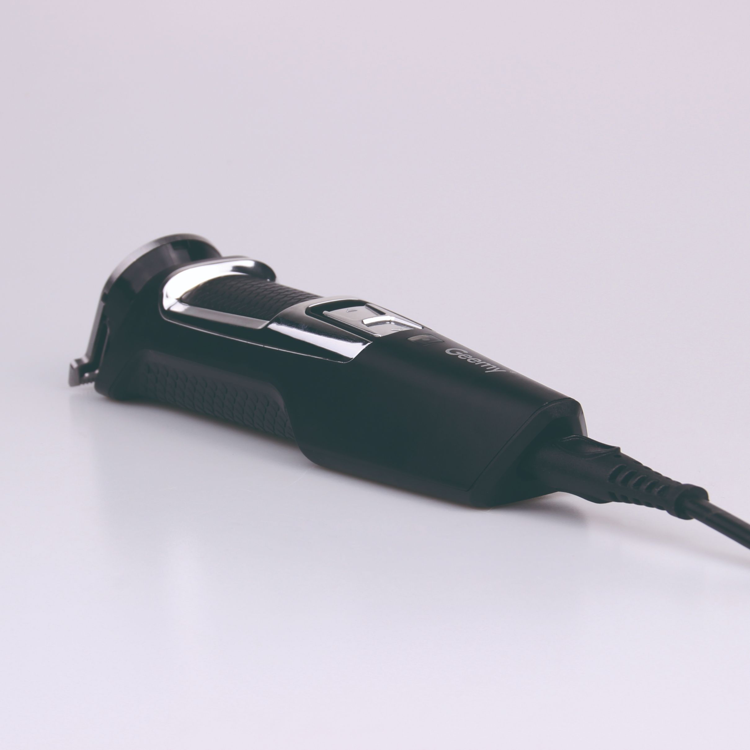 Geemy 6265 Electric clipper Electric clipper electric clipper charge clipper Application Scenario