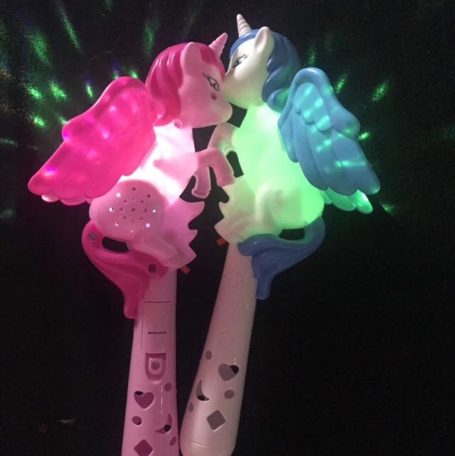 Small unicorn stick full figure