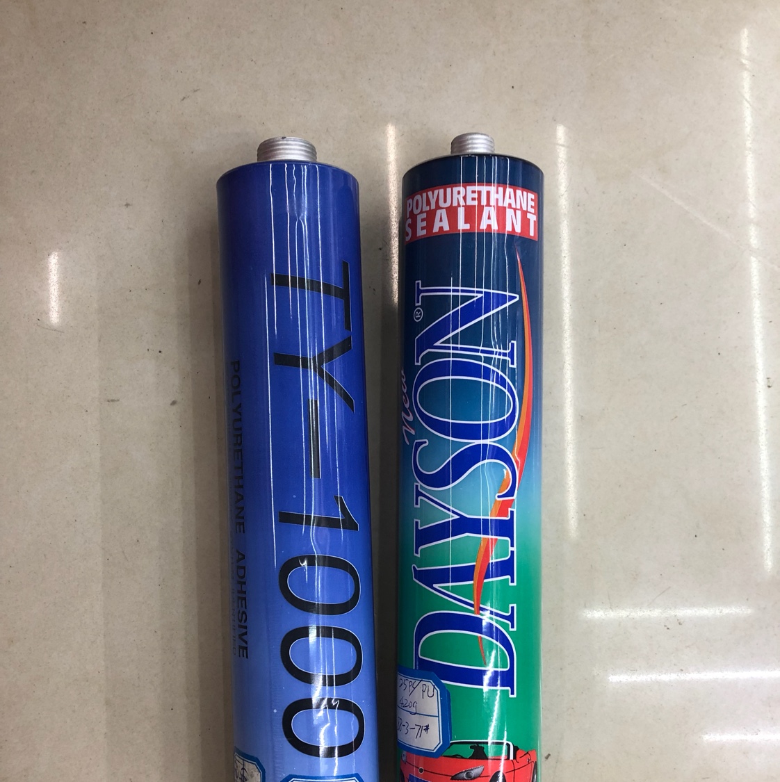 pu胶，汽车玻璃胶，聚氨酯密封胶