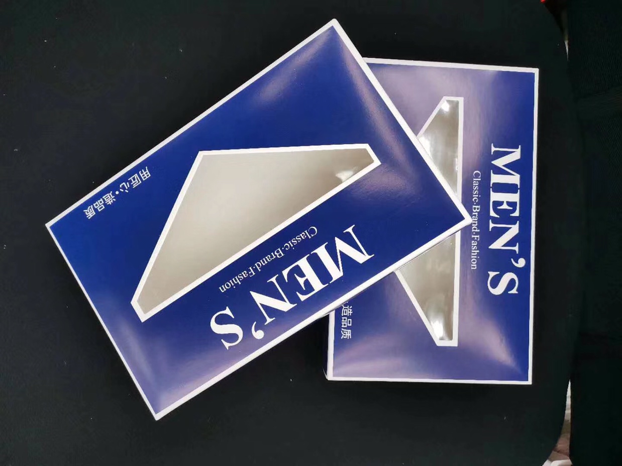 Factory direct sales of fashionable and eco-friendly polka dot large and small boxes 2211