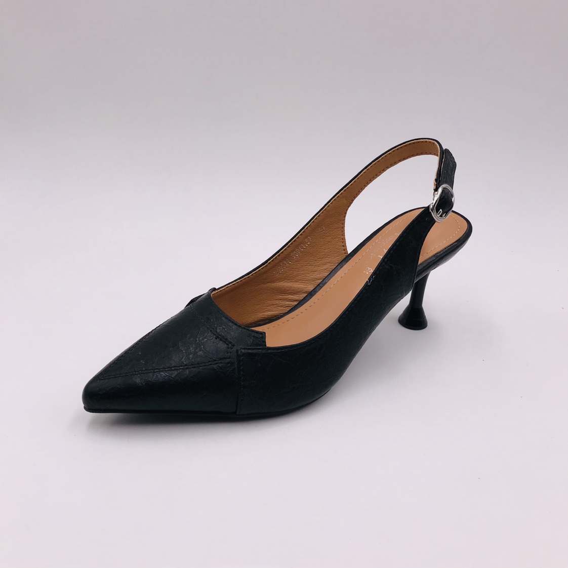 Victory Shoes Women's flip-flops with exposed heels and cowhide texture, fashionable hollow sandals details Picture
