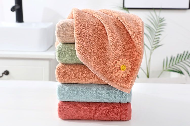 拓欧纺织 厂家直销 8485小雏菊毛巾 纯棉贴花毛巾