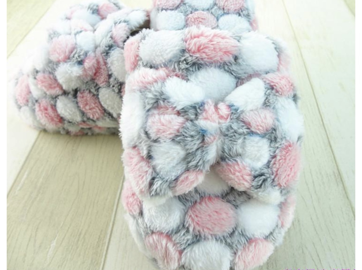 Lady's indoor cotton slippers with plush bow of football flower in autumn and winter non-slip home slipper Item Picture