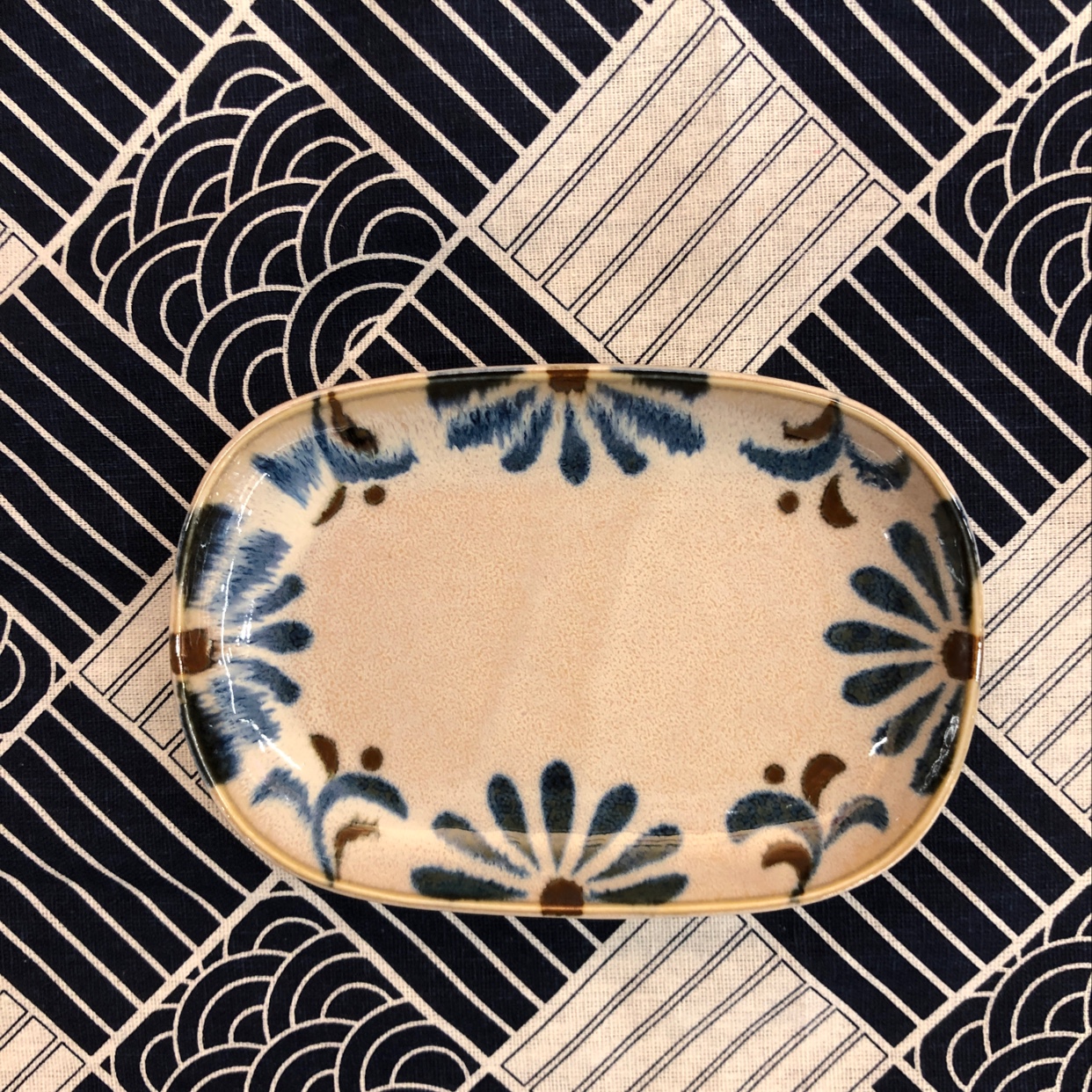 日本进口美浓烧冲绳花长方盘