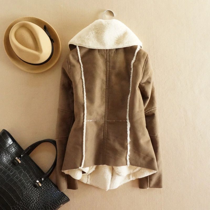 New fashionable faux fur suede coat for women, a slimming autumn and winter coat detail image 6